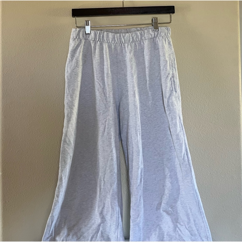 pants are longer just cropped photo